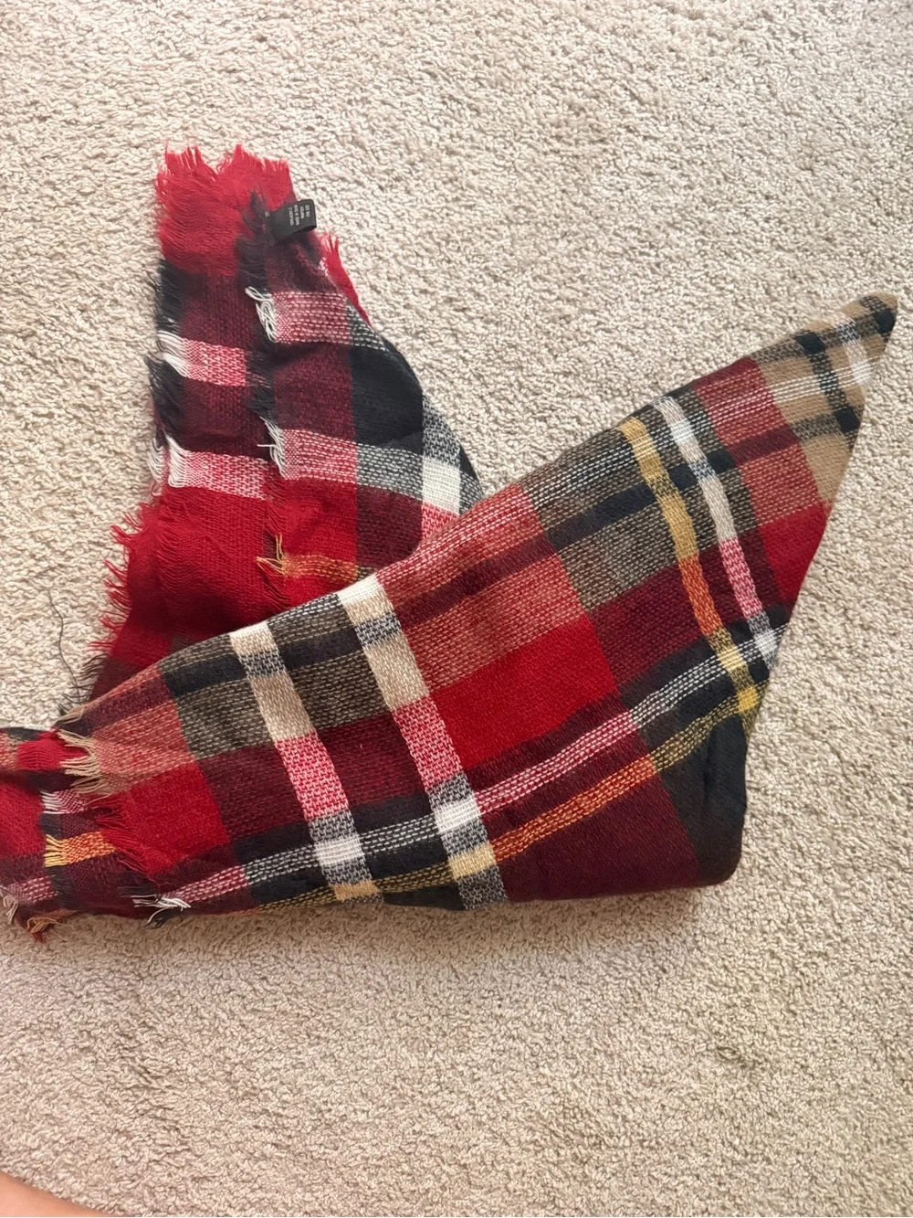 Plaid Fringe Scarves - Red & Black / Gray & Black